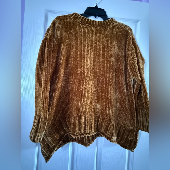 Cozy Chenille Sweater in Rich Brown - Picture 9 of 9